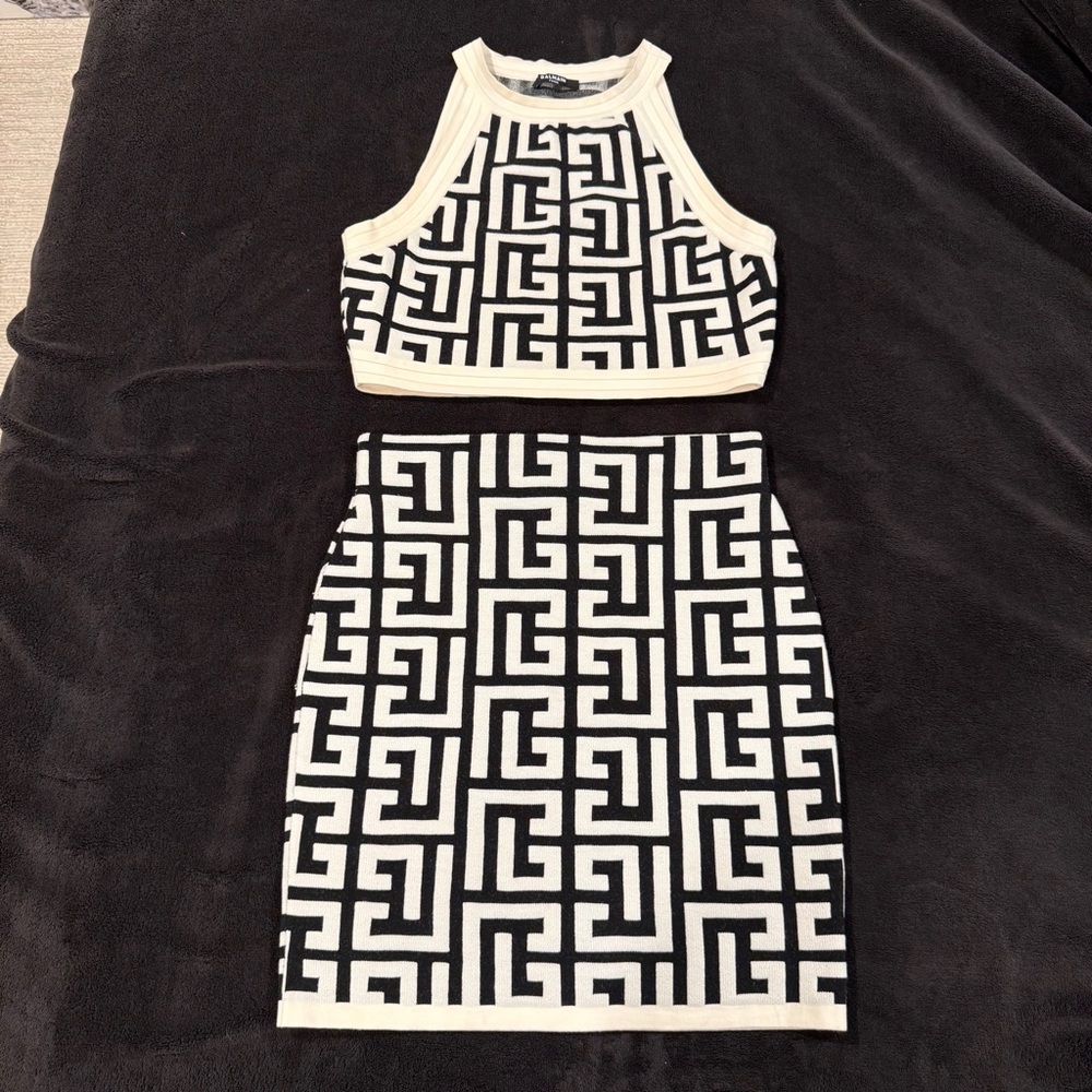 Balmain Women’s Black/White 2-piece Monogram Knitted Crop Top & High Waist Skirt